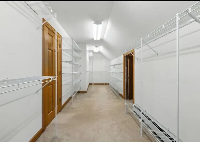 Villa Aeq Luxury House 1 Orland Park