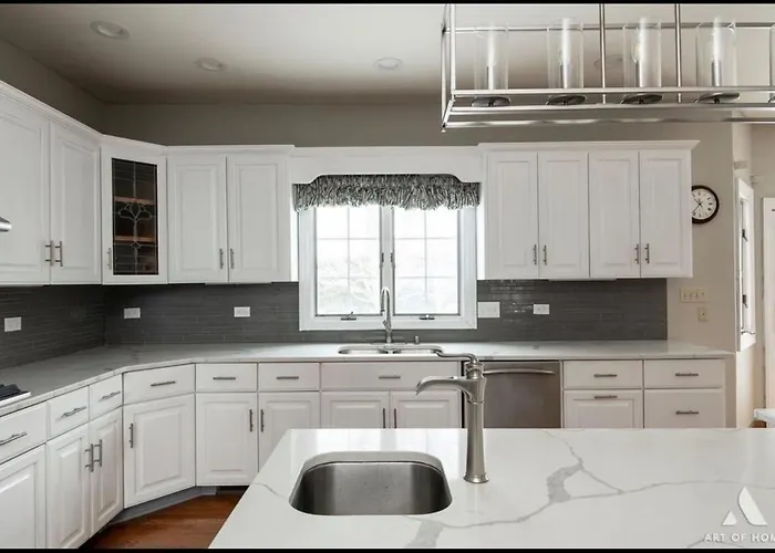 Aeq Luxury House 1 * Orland Park